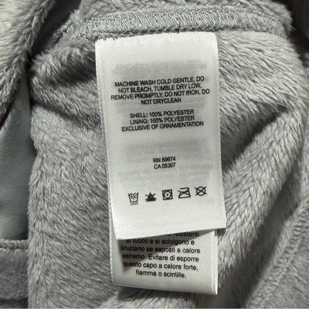 Cute Women’s Fuzzy Mountain Hard Wear Gray Fleece Vest Size Large Outdoors - Picture 6 of 8